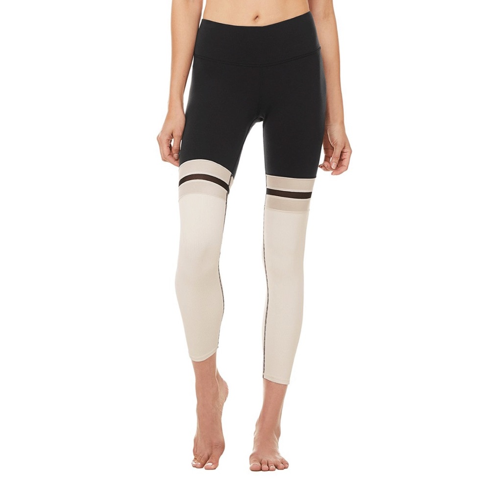 Alo Yoga //  Legging 7/8 Length Black & Tan